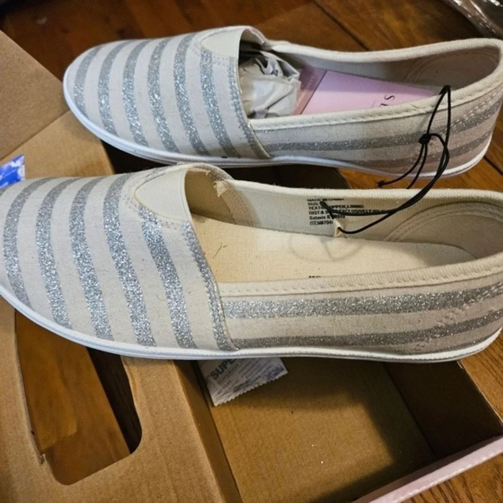 Serra Womens Memory Foam‎ A Line Grey Cream Shoes Size 9 NEW